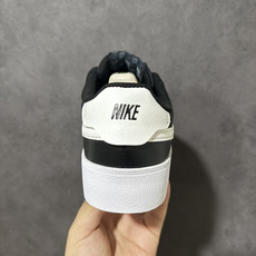 Nike COURT SHOT男子运动鞋春季透气轻便运动板鞋 经典网眼 橡胶鞋底 皮面的材质 包裹感很强 但鞋底偏硬 适 Nike COURT SHOT男子运动鞋春季透气轻便运动板鞋 经典网眼 橡胶鞋底 皮面的材质 包裹感很强 但鞋底偏硬 适