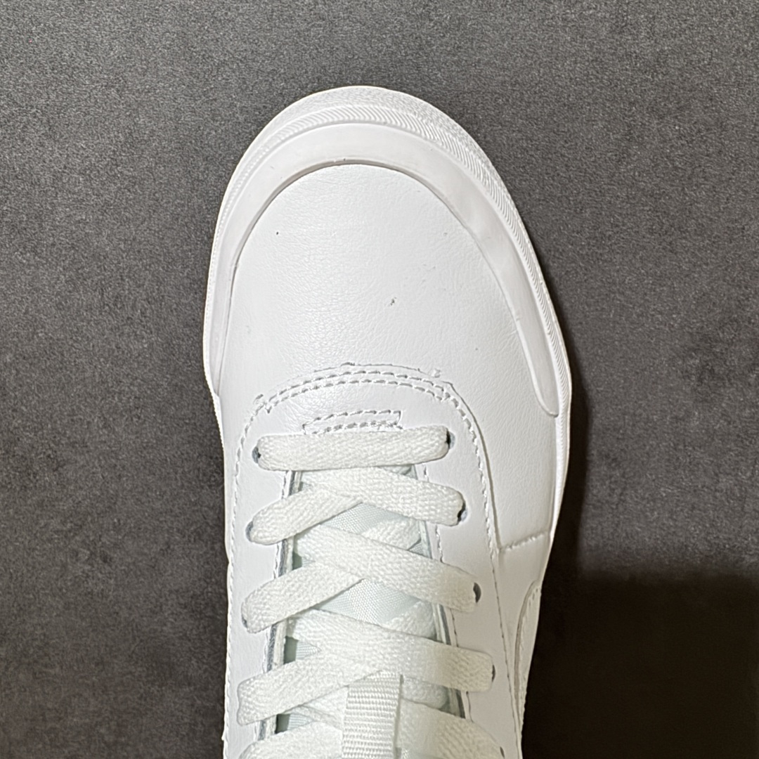 Nike COURT SHOT男子运动鞋春季透气轻便运动板鞋 经典网眼 橡胶鞋底 皮面的材质 包裹感很强 但鞋底偏硬 适 Nike COURT SHOT男子运动鞋春季透气轻便运动板鞋 经典网眼 橡胶鞋底 皮面的材质 包裹感很强 但鞋底偏硬 适
