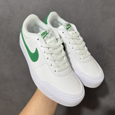 Nike COURT SHOT男子运动鞋春季透气轻便运动板鞋 经典网眼 橡胶鞋底 皮面的材质 包裹感很强 但鞋底偏硬 适 Nike COURT SHOT男子运动鞋春季透气轻便运动板鞋 经典网眼 橡胶鞋底 皮面的材质 包裹感很强 但鞋底偏硬 适