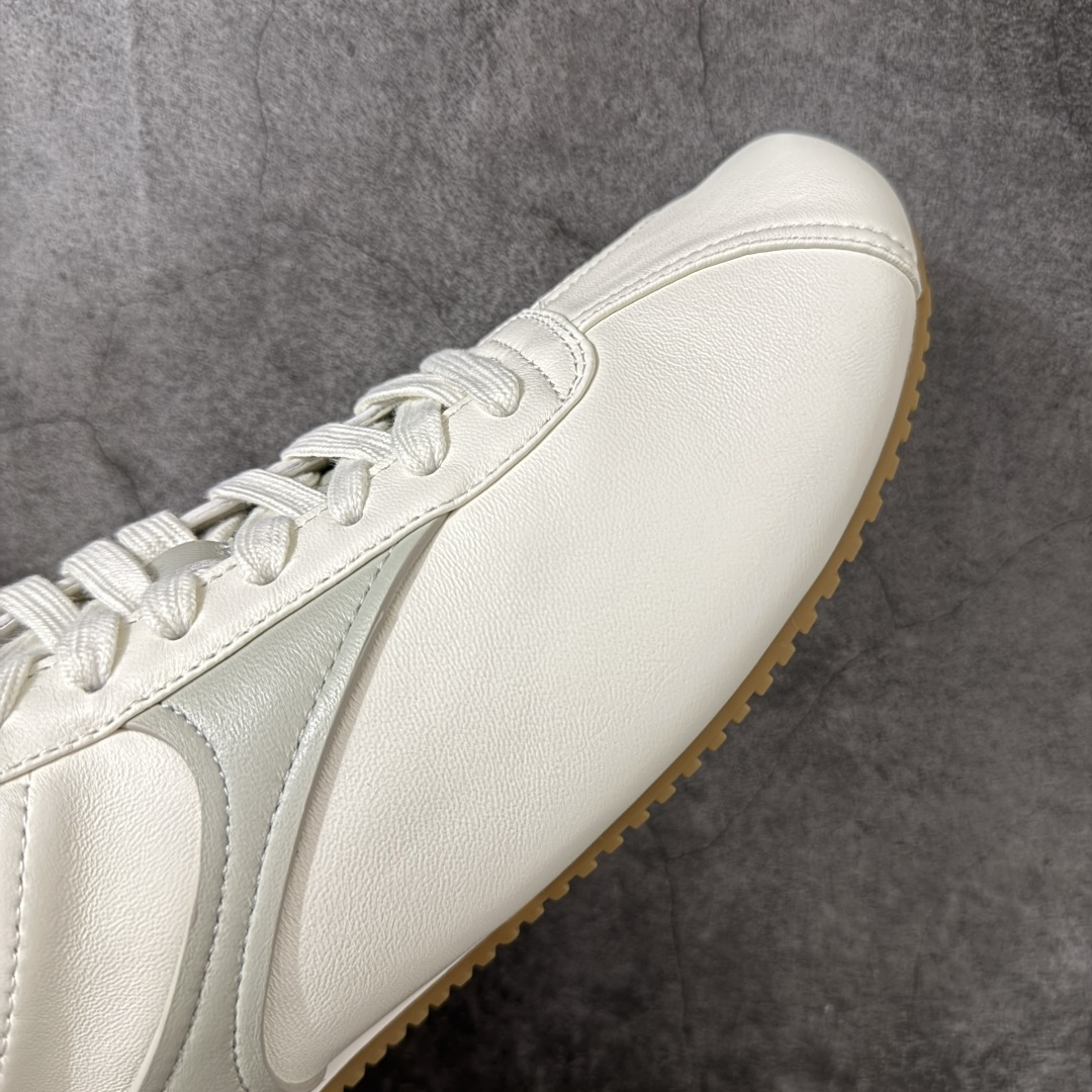 Bottega Veneta BV Shot系列 德训鞋 阿甘休闲 运动鞋26冬季全新都市运动鞋 灵感汲取自体育运动 S Bottega Veneta BV Shot系列 德训鞋 阿甘休闲 运动鞋26冬季全新都市运动鞋 灵感汲取自体育运动 S