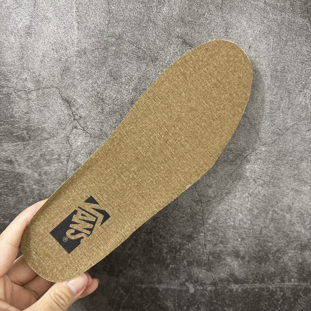 Vans Authentic 安纳海姆 碎钻流苏复古红棕 160V 纯原级别外贸订单!万斯经典 硫化帆布板鞋 正品海鸥线 Vans Authentic 安纳海姆 碎钻流苏复古红棕 160V 纯原级别外贸订单!万斯经典 硫化帆布板鞋 正品海鸥线