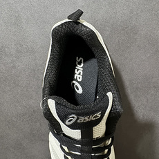 亚瑟士Asics Gel-Flux CN 运动休闲透气专业跑鞋 进口双层丝纤维工程网布鞋面 轻量舒适透气材质中底3D可视 亚瑟士Asics Gel-Flux CN 运动休闲透气专业跑鞋 进口双层丝纤维工程网布鞋面 轻量舒适透气材质中底3D可视