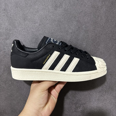 阿迪达斯 adidas originals × Willy Chavarria SUPERSTAR 舒适贴合 板鞋 男女 阿迪达斯 adidas originals × Willy Chavarria SUPERSTAR 舒适贴合 板鞋 男女
