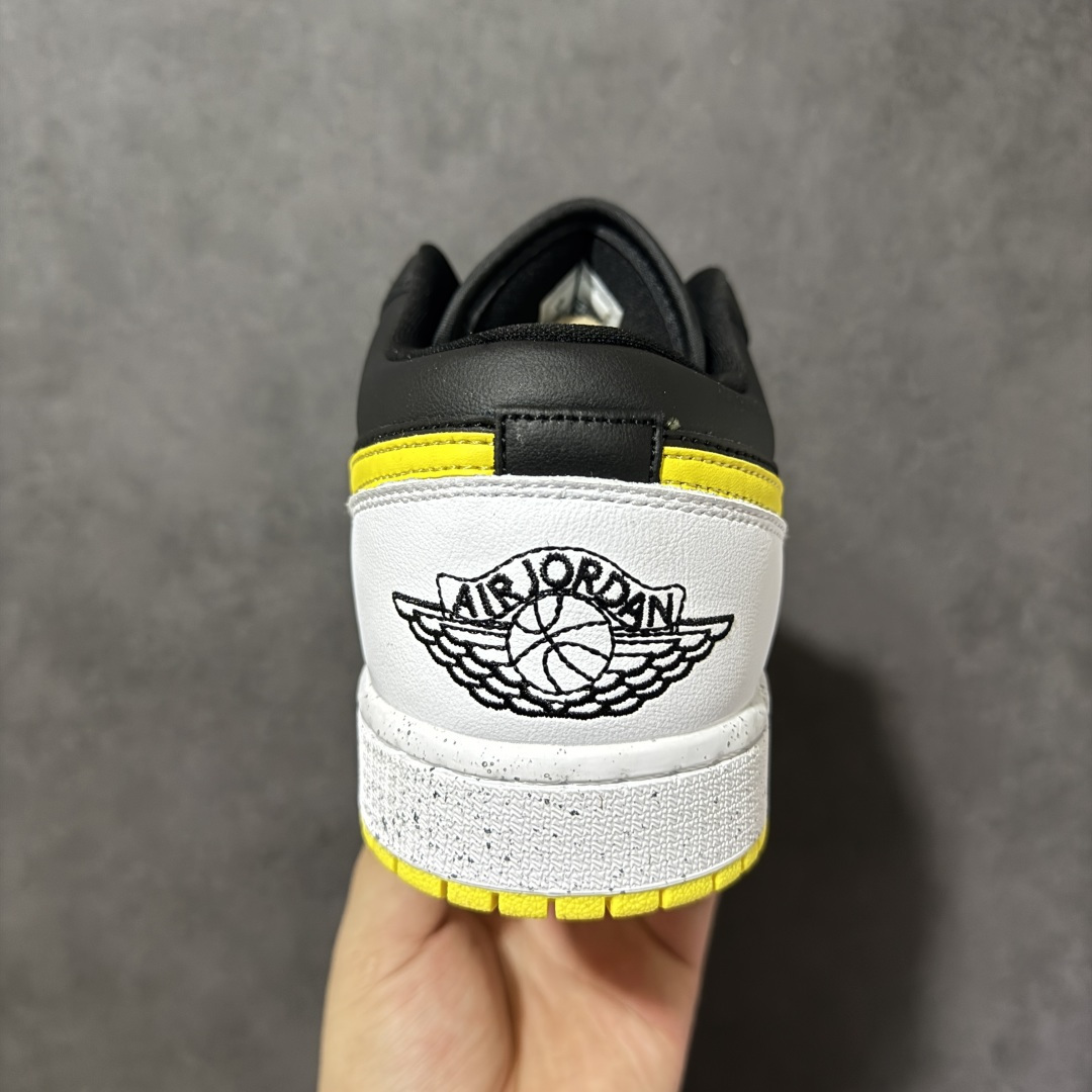 Nike Air Jordan 1 Low AJ1 乔1 耐克 低帮休闲板鞋 同步官方配色 货号:IX3529 010 Nike Air Jordan 1 Low AJ1 乔1 耐克 低帮休闲板鞋 同步官方配色 货号:IX3529 010