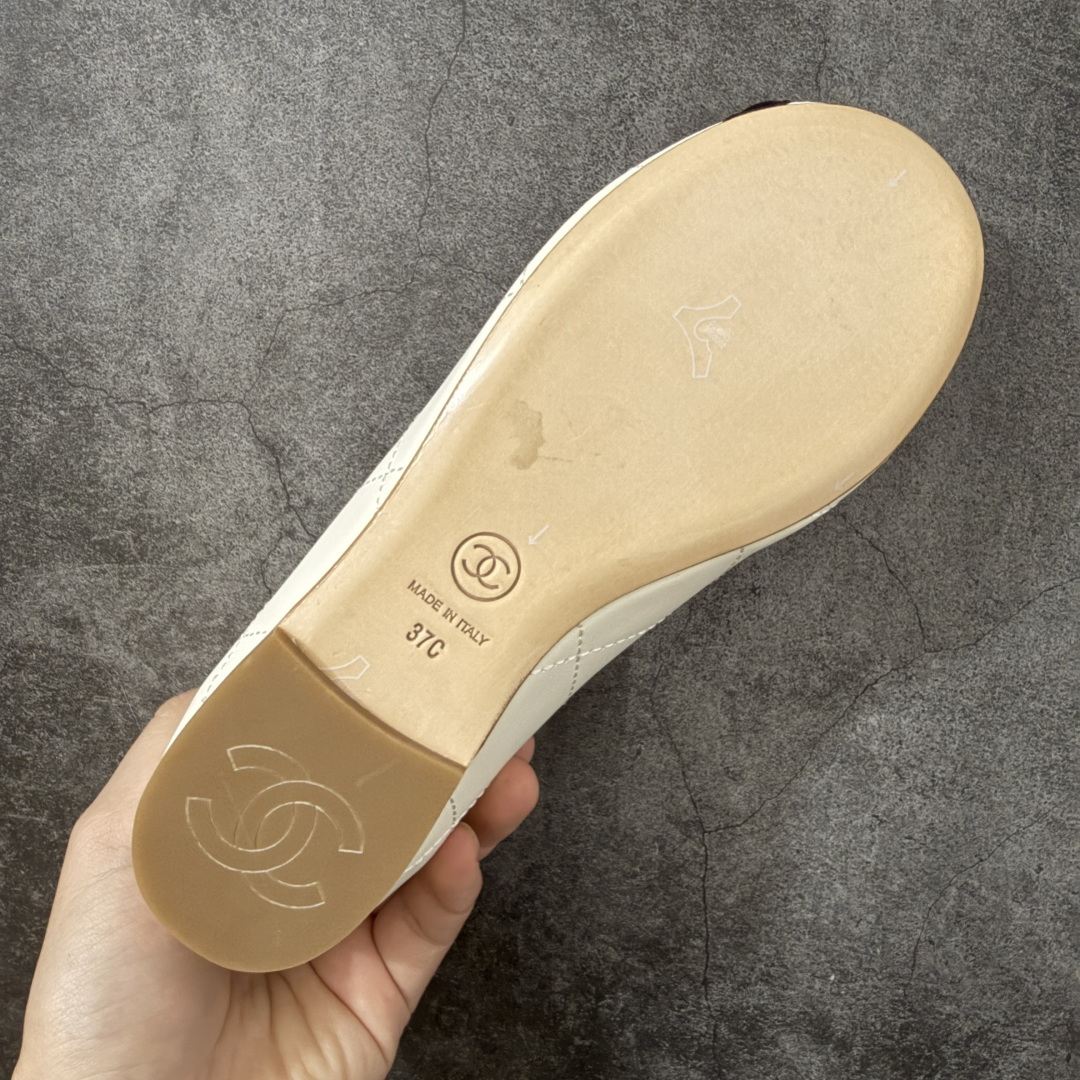 CHANEL Coco Beach 2026 芭蕾舞鞋 原版购入开发 原厂超柔软小羊皮皮料 原版开模定制真皮大底 进口水 CHANEL Coco Beach 2026 芭蕾舞鞋 原版购入开发 原厂超柔软小羊皮皮料 原版开模定制真皮大底 进口水
