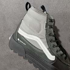 万斯 Vans SK8-Hi x Gore-Te联名 秋冬新款 高帮机能防水运动鞋 Vans顶尖户外鞋Gore-tex防 万斯 Vans SK8-Hi x Gore-Te联名 秋冬新款 高帮机能防水运动鞋 Vans顶尖户外鞋Gore-tex防