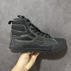 万斯 Vans SK8-Hi x Gore-Te联名 秋冬新款 高帮机能防水运动鞋 Vans顶尖户外鞋Gore-tex防 万斯 Vans SK8-Hi x Gore-Te联名 秋冬新款 高帮机能防水运动鞋 Vans顶尖户外鞋Gore-tex防