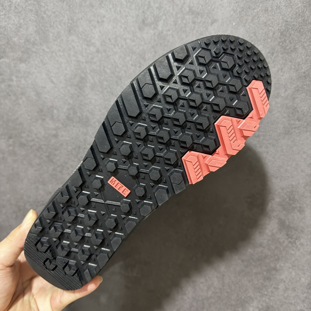 万斯 Vans SK8-Hi x Gore-Te联名 秋冬新款 高帮机能防水运动鞋 Vans顶尖户外鞋Gore-tex防 万斯 Vans SK8-Hi x Gore-Te联名 秋冬新款 高帮机能防水运动鞋 Vans顶尖户外鞋Gore-tex防