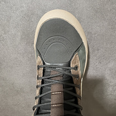 万斯 Vans SK8-Hi x Gore-Te联名 秋冬新款 高帮机能防水运动鞋 Vans顶尖户外鞋Gore-tex防 万斯 Vans SK8-Hi x Gore-Te联名 秋冬新款 高帮机能防水运动鞋 Vans顶尖户外鞋Gore-tex防
