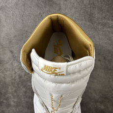 Air Jordan AJ1 Retro High 高帮 白金 外贸特供批次 新配色不断更新开发 全套原纸板楦头开发 确 Air Jordan AJ1 Retro High 高帮 白金 外贸特供批次 新配色不断更新开发 全套原纸板楦头开发 确