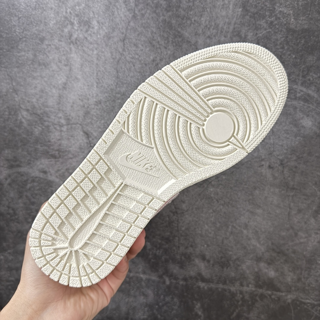 Air Jordan AJ1 Retro High 高帮 兔八哥 外贸特供批次 新配色不断更新开发 全套原纸板楦头开发 Air Jordan AJ1 Retro High 高帮 兔八哥 外贸特供批次 新配色不断更新开发 全套原纸板楦头开发