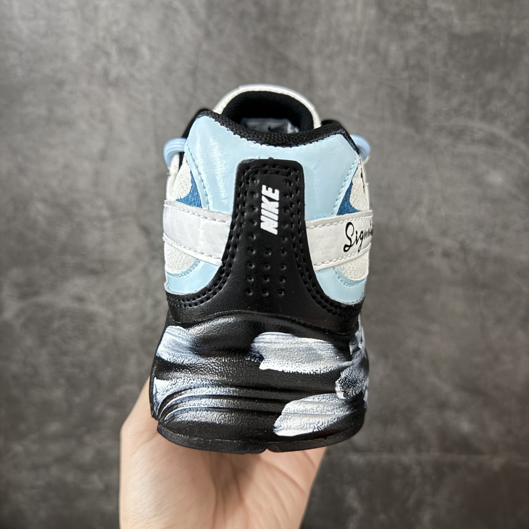 NIKE INITIATOR 创始者系列复古休闲运动舒适跑鞋 此款为人工手绘定制图案 原版基于Nike Initiato NIKE INITIATOR 创始者系列复古休闲运动舒适跑鞋 此款为人工手绘定制图案 原版基于Nike Initiato