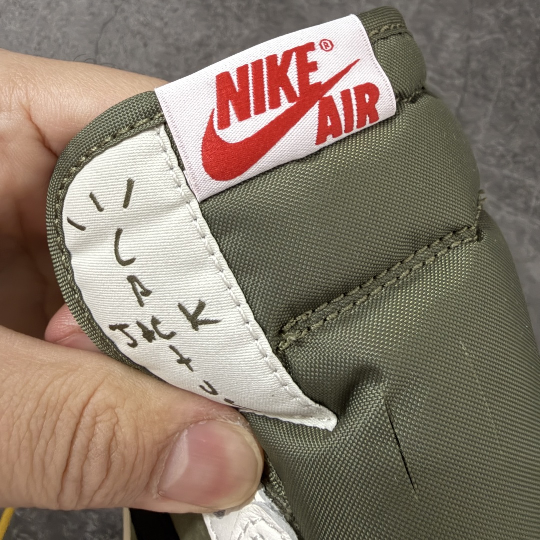 Travis Scott x Air Jordan AJ1 Low OG SPTS联名白绿黑倒钩低帮 DM7866-20 Travis Scott x Air Jordan AJ1 Low OG SPTS联名白绿黑倒钩低帮 DM7866-20