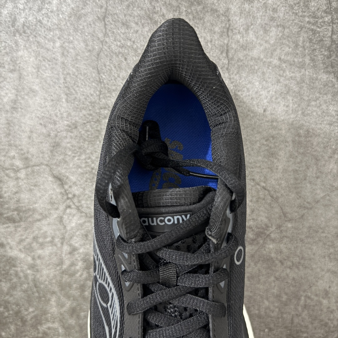 Saucony Triumph 胜利 23 舒适百搭耐磨 低帮跑步鞋 黑白S21024-200 胜利系列迭代二十余载,T Saucony Triumph 胜利 23 舒适百搭耐磨 低帮跑步鞋 黑白S21024-200 胜利系列迭代二十余载,T