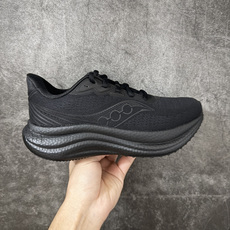 Saucony Triumph 胜利 23 舒适百搭耐磨 低帮跑步鞋 全黑S21023-201 胜利系列迭代二十余载,T Saucony Triumph 胜利 23 舒适百搭耐磨 低帮跑步鞋 全黑S21023-201 胜利系列迭代二十余载,T