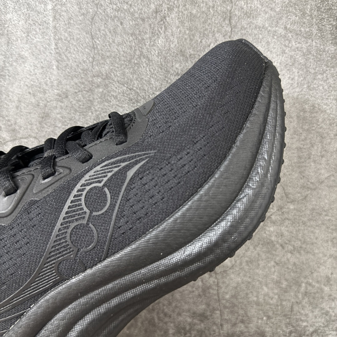 Saucony Triumph 胜利 23 舒适百搭耐磨 低帮跑步鞋 全黑S21023-201 胜利系列迭代二十余载,T Saucony Triumph 胜利 23 舒适百搭耐磨 低帮跑步鞋 全黑S21023-201 胜利系列迭代二十余载,T