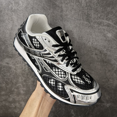 BOTTEGA VENETA Orbit Runner BV葆蝶家时尚休闲王一博同款老爹鞋运动鞋 原版开发 一比一打造 BOTTEGA VENETA Orbit Runner BV葆蝶家时尚休闲王一博同款老爹鞋运动鞋 原版开发 一比一打造