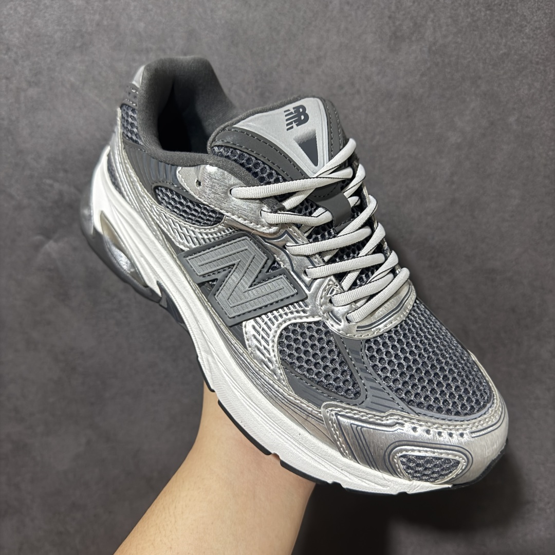 新百伦 New Balance2010英产做旧鞋款纯色绒运动鞋 厚底增高老爹鞋。此复刻经典鞋款,加入当下大热的户外元素, 新百伦 New Balance2010英产做旧鞋款纯色绒运动鞋 厚底增高老爹鞋。此复刻经典鞋款,加入当下大热的户外元素,