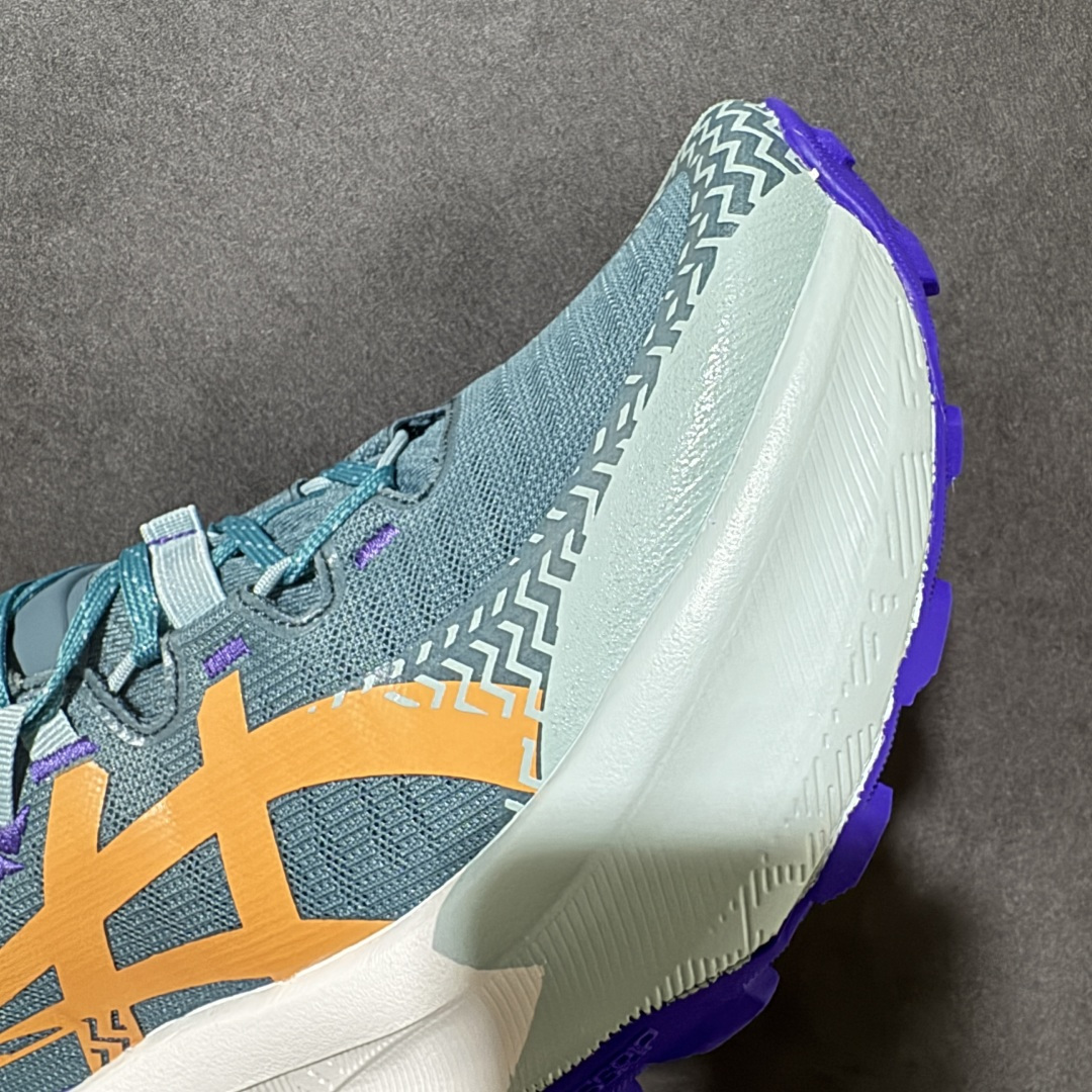 ASICS GEL-TRABUCO MAX 5 亚瑟士 网面透气 耐磨 越野跑步鞋 这双鞋的外观设计超级吸引人 简约大气 ASICS GEL-TRABUCO MAX 5 亚瑟士 网面透气 耐磨 越野跑步鞋 这双鞋的外观设计超级吸引人 简约大气