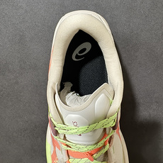 ASICS GEL-TRABUCO MAX 5 亚瑟士 网面透气 耐磨 越野跑步鞋 这双鞋的外观设计超级吸引人 简约大气 ASICS GEL-TRABUCO MAX 5 亚瑟士 网面透气 耐磨 越野跑步鞋 这双鞋的外观设计超级吸引人 简约大气