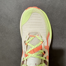 ASICS GEL-TRABUCO MAX 5 亚瑟士 网面透气 耐磨 越野跑步鞋 这双鞋的外观设计超级吸引人 简约大气 ASICS GEL-TRABUCO MAX 5 亚瑟士 网面透气 耐磨 越野跑步鞋 这双鞋的外观设计超级吸引人 简约大气
