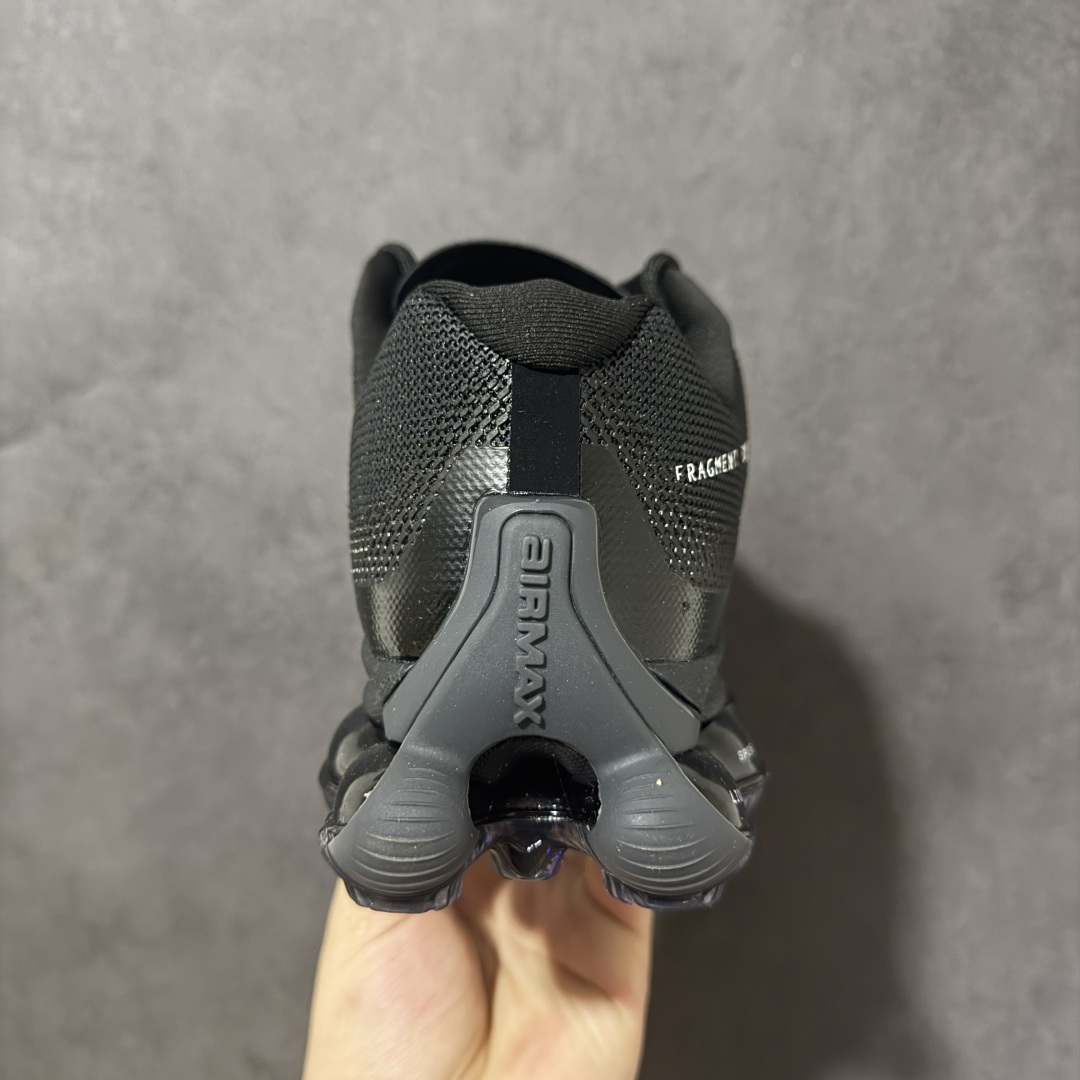Nike Air Liquid Max 耐克 舒适贴合 耐磨防滑 全掌气垫缓震 低帮运动跑步鞋 时尚舒适的穿着感受和出众 Nike Air Liquid Max 耐克 舒适贴合 耐磨防滑 全掌气垫缓震 低帮运动跑步鞋 时尚舒适的穿着感受和出众