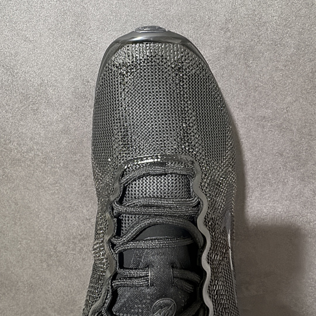 Nike Air Liquid Max 耐克 舒适贴合 耐磨防滑 全掌气垫缓震 低帮运动跑步鞋 时尚舒适的穿着感受和出众 Nike Air Liquid Max 耐克 舒适贴合 耐磨防滑 全掌气垫缓震 低帮运动跑步鞋 时尚舒适的穿着感受和出众