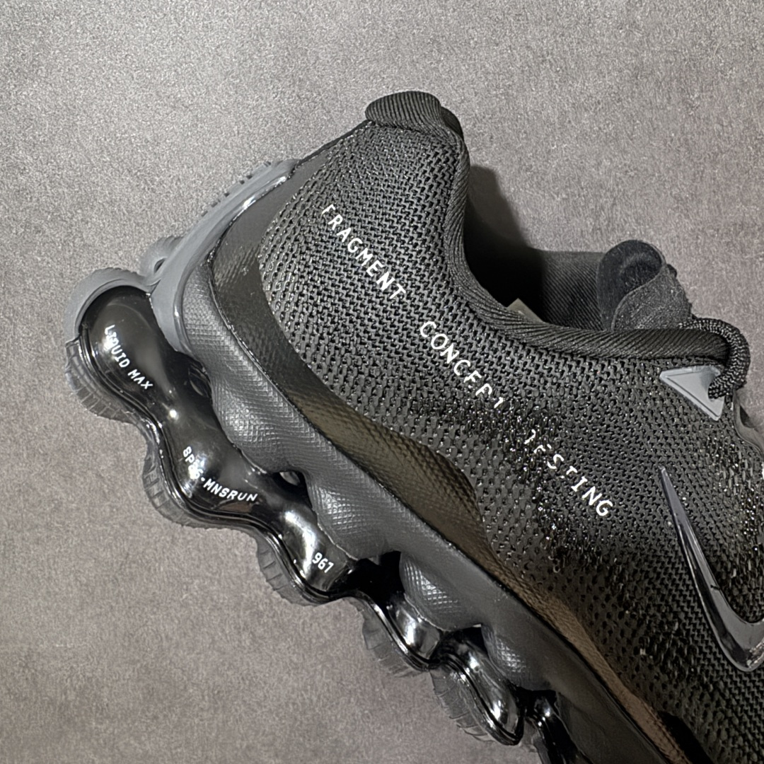 Nike Air Liquid Max 耐克 舒适贴合 耐磨防滑 全掌气垫缓震 低帮运动跑步鞋 时尚舒适的穿着感受和出众 Nike Air Liquid Max 耐克 舒适贴合 耐磨防滑 全掌气垫缓震 低帮运动跑步鞋 时尚舒适的穿着感受和出众