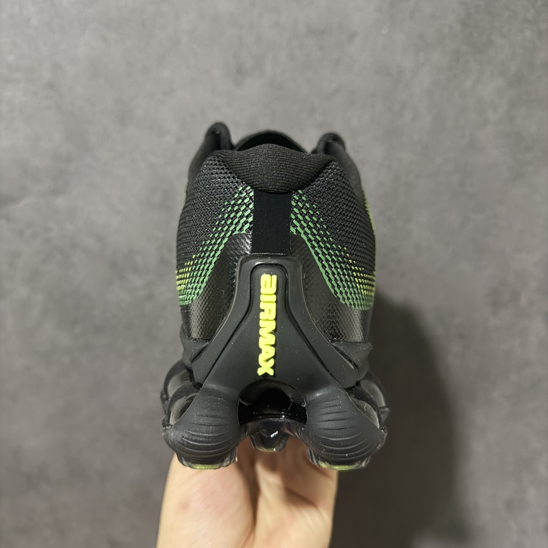 Nike Air Liquid Max 耐克 舒适贴合 耐磨防滑 全掌气垫缓震 低帮运动跑步鞋 时尚舒适的穿着感受和出众 Nike Air Liquid Max 耐克 舒适贴合 耐磨防滑 全掌气垫缓震 低帮运动跑步鞋 时尚舒适的穿着感受和出众