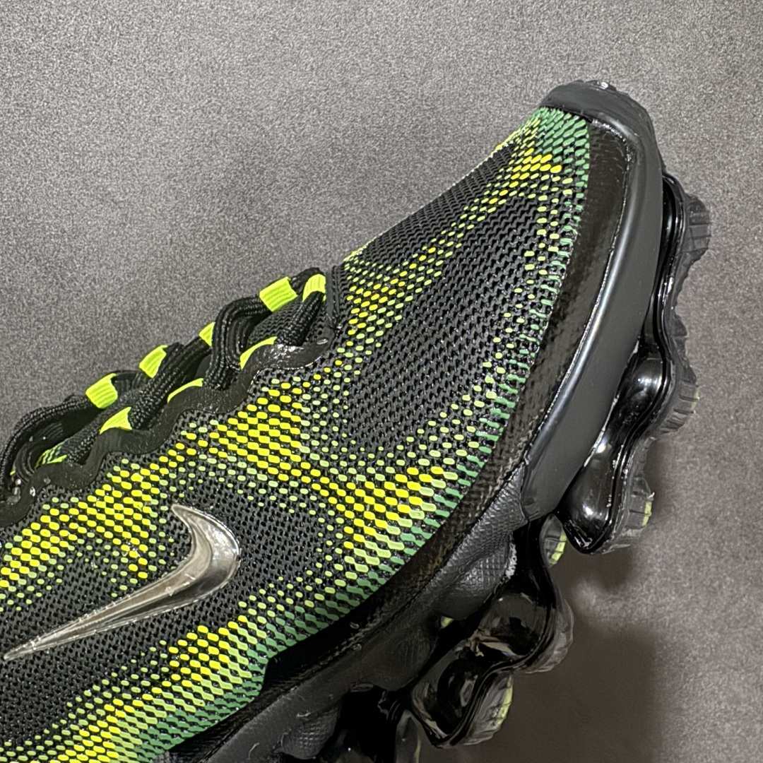 Nike Air Liquid Max 耐克 舒适贴合 耐磨防滑 全掌气垫缓震 低帮运动跑步鞋 时尚舒适的穿着感受和出众 Nike Air Liquid Max 耐克 舒适贴合 耐磨防滑 全掌气垫缓震 低帮运动跑步鞋 时尚舒适的穿着感受和出众