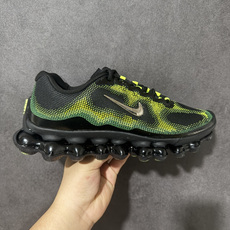 Nike Air Liquid Max 耐克 舒适贴合 耐磨防滑 全掌气垫缓震 低帮运动跑步鞋 时尚舒适的穿着感受和出众 Nike Air Liquid Max 耐克 舒适贴合 耐磨防滑 全掌气垫缓震 低帮运动跑步鞋 时尚舒适的穿着感受和出众