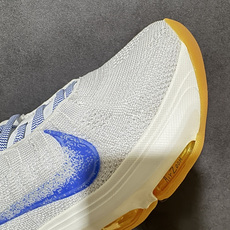 Nike Air Zoom GT Hustle3”Blueprint“ 时尚百搭 減震耐磨透气 低帮 篮球鞋 货号:HJ Nike Air Zoom GT Hustle3”Blueprint“ 时尚百搭 減震耐磨透气 低帮 篮球鞋 货号:HJ