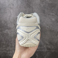 【GX纯原】Asics Gel-PHAIZ 亚瑟士运动休闲透气专业跑鞋 完美版型 真材实料 超高清洁度做工 市场最 【GX纯原】Asics Gel-PHAIZ 亚瑟士运动休闲透气专业跑鞋 完美版型 真材实料 超高清洁度做工 市场最