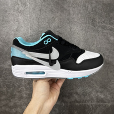 Nike Air Max 1 黑白绿 复古休闲跑步鞋 官方同步上架 真标原盒 原底原面 正确版型 原版开发 精准细节 市 Nike Air Max 1 黑白绿 复古休闲跑步鞋 官方同步上架 真标原盒 原底原面 正确版型 原版开发 精准细节 市
