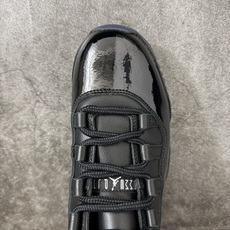 Comme Ces Garçons × Air Jordan 11 High CDG x AJ11 高帮 联名黑色 AJ Comme Ces Garçons × Air Jordan 11 High CDG x AJ11 高帮 联名黑色 AJ