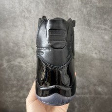 Comme Ces Garçons × Air Jordan 11 High CDG x AJ11 高帮 联名黑色 AJ Comme Ces Garçons × Air Jordan 11 High CDG x AJ11 高帮 联名黑色 AJ