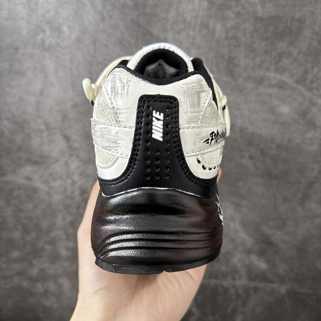 NIKE INITIATOR 创始者系列复古休闲运动舒适跑鞋 此款为人工手绘定制图案 原版基于Nike Initiato NIKE INITIATOR 创始者系列复古休闲运动舒适跑鞋 此款为人工手绘定制图案 原版基于Nike Initiato