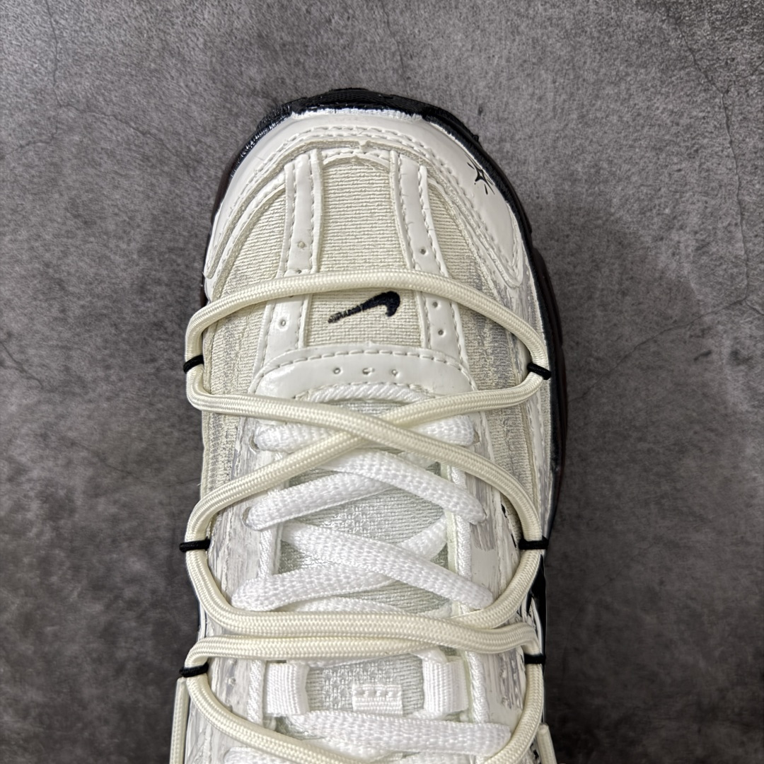 NIKE INITIATOR 创始者系列复古休闲运动舒适跑鞋 此款为人工手绘定制图案 原版基于Nike Initiato NIKE INITIATOR 创始者系列复古休闲运动舒适跑鞋 此款为人工手绘定制图案 原版基于Nike Initiato