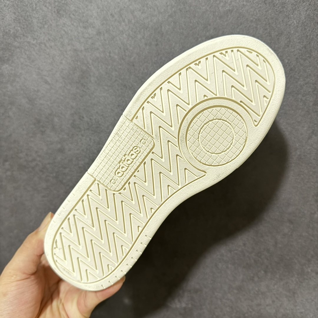 Adidas D-PAD Classic 阿迪达斯 舒适百搭 防滑耐磨 低帮 板鞋 货号:JI2550 尺码:36 36