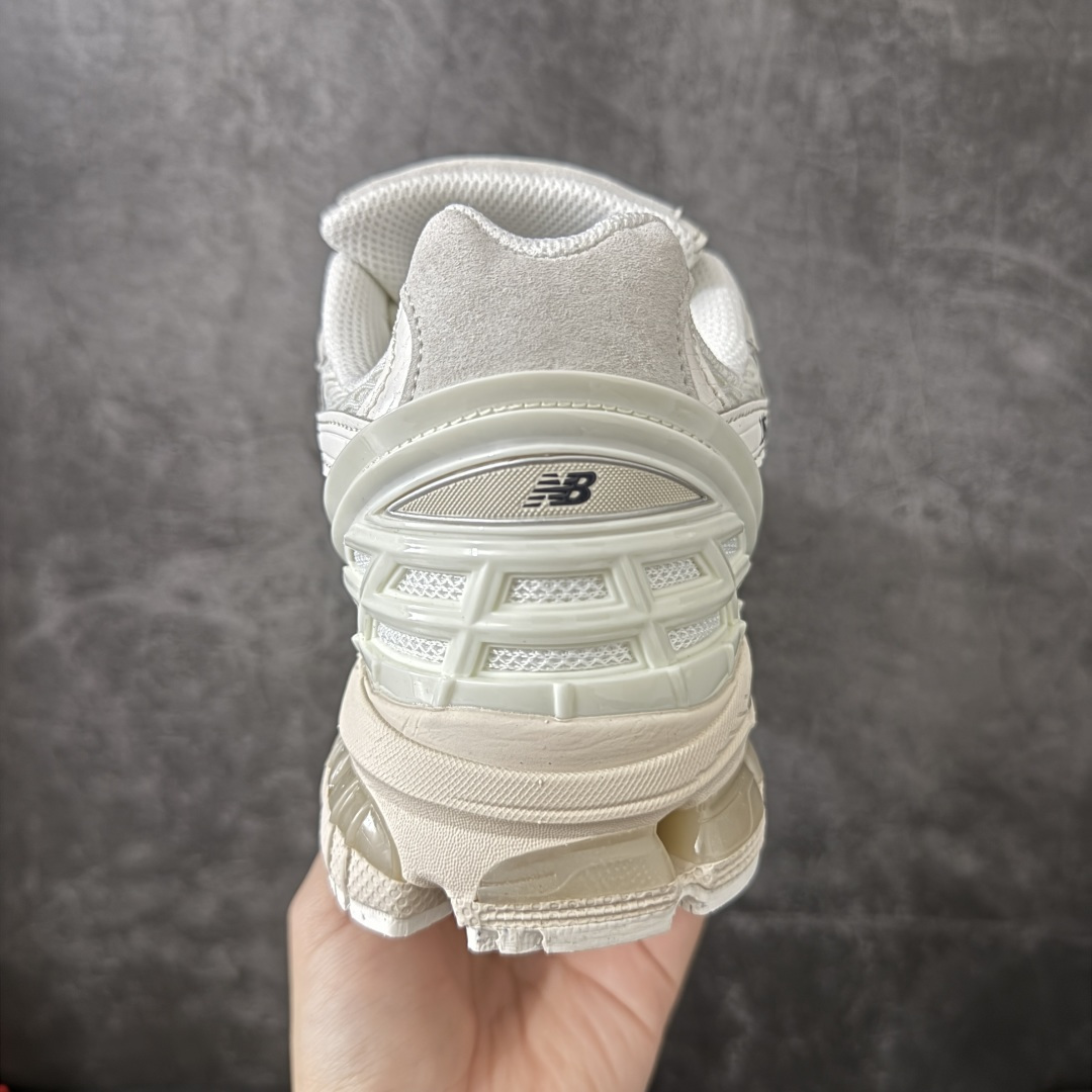 New Balance 1954R系列 新百伦 复古单品宝藏老爹鞋款 复古元素叠加 质感超级棒 原楦版型材料细节做工精细 New Balance 1954R系列 新百伦 复古单品宝藏老爹鞋款 复古元素叠加 质感超级棒 原楦版型材料细节做工精细