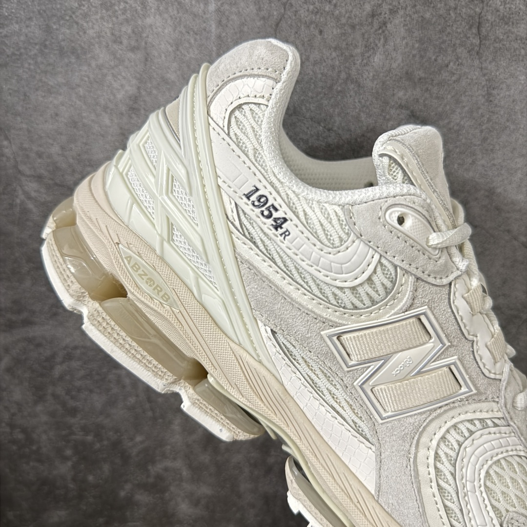 New Balance 1954R系列 新百伦 复古单品宝藏老爹鞋款 复古元素叠加 质感超级棒 原楦版型材料细节做工精细 New Balance 1954R系列 新百伦 复古单品宝藏老爹鞋款 复古元素叠加 质感超级棒 原楦版型材料细节做工精细