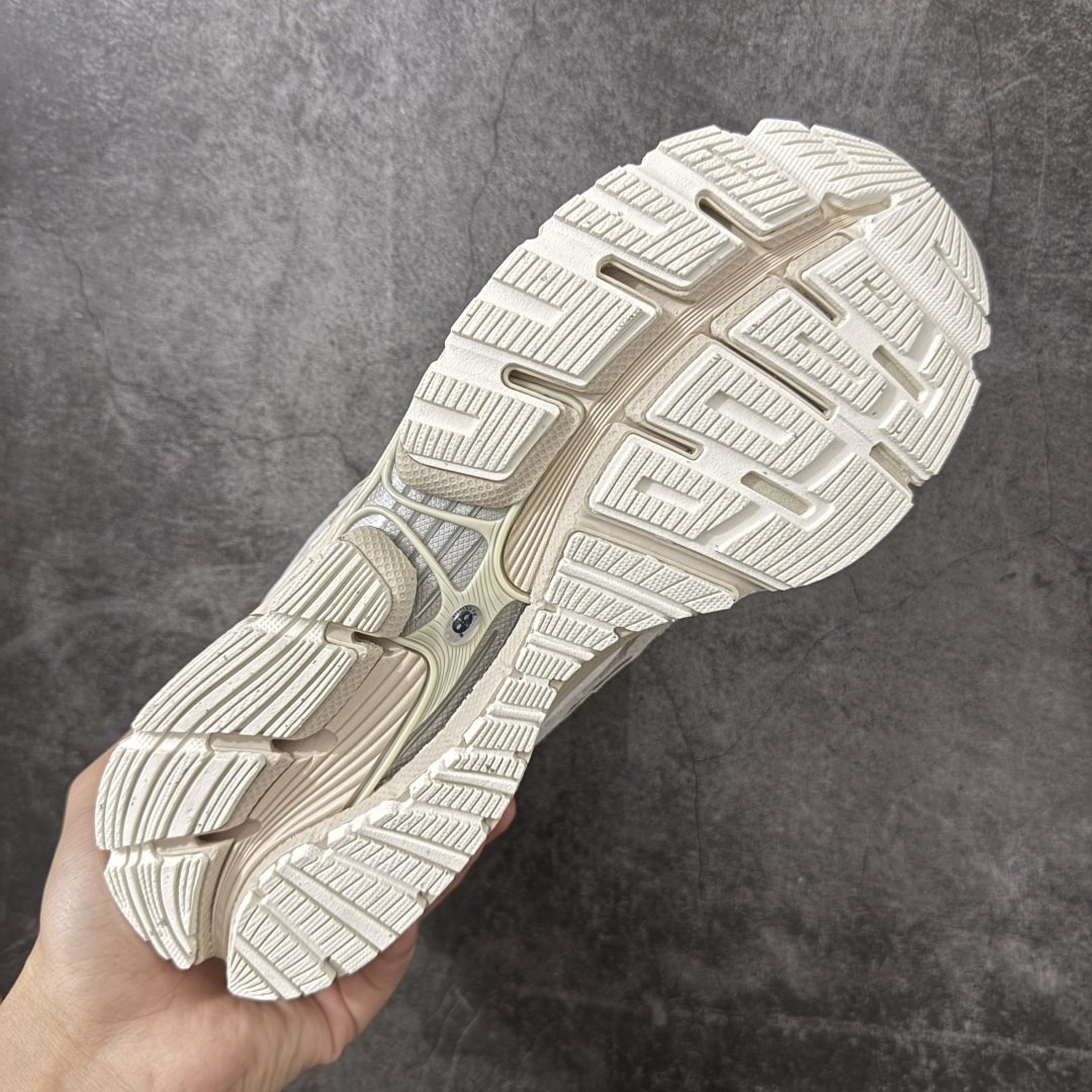 New Balance 1954R系列 新百伦 复古单品宝藏老爹鞋款 复古元素叠加 质感超级棒 原楦版型材料细节做工精细 New Balance 1954R系列 新百伦 复古单品宝藏老爹鞋款 复古元素叠加 质感超级棒 原楦版型材料细节做工精细