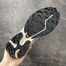 SALOMON萨洛蒙 XT-6 舒适百搭 户外越野耐磨包裹性支撑 男女同款低帮跑步鞋 白灰色 性价比版本 私模大底 超 SALOMON萨洛蒙 XT-6 舒适百搭 户外越野耐磨包裹性支撑 男女同款低帮跑步鞋 白灰色 性价比版本 私模大底 超