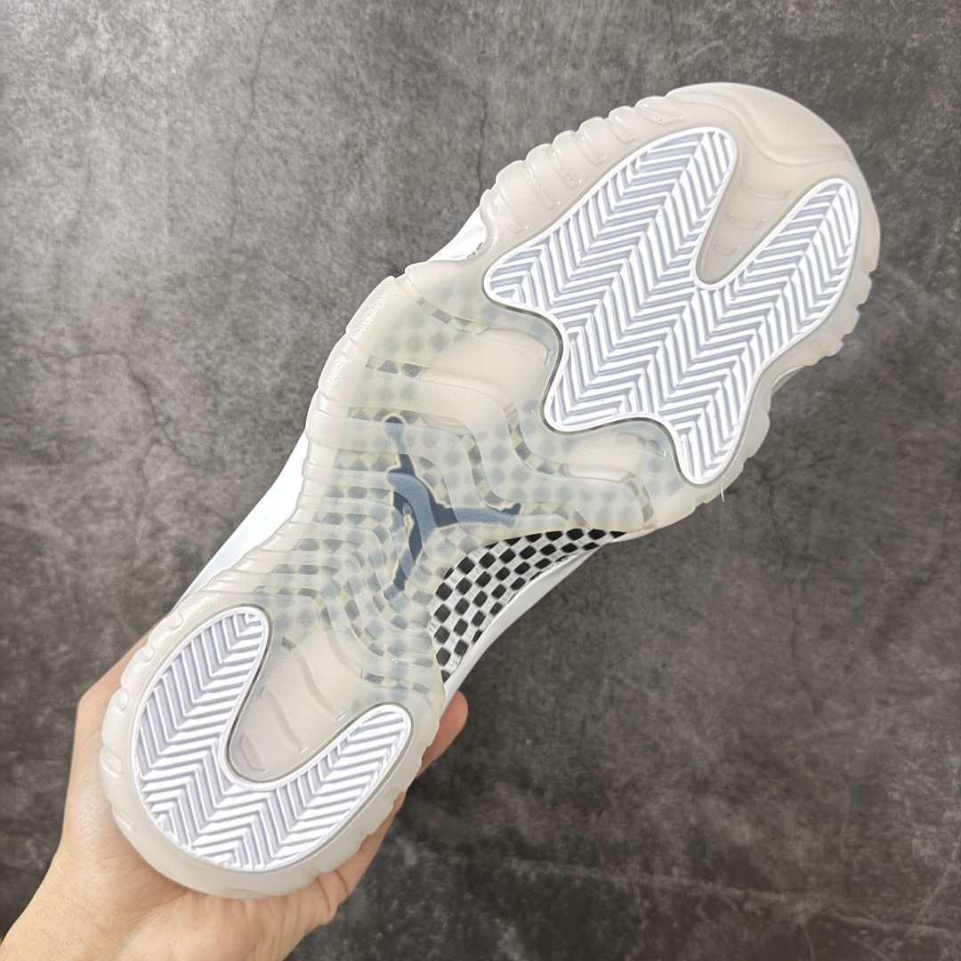 Comme Ces Garçons × Air Jordan 11 High CDG x AJ11 高帮 联名白色 AJ