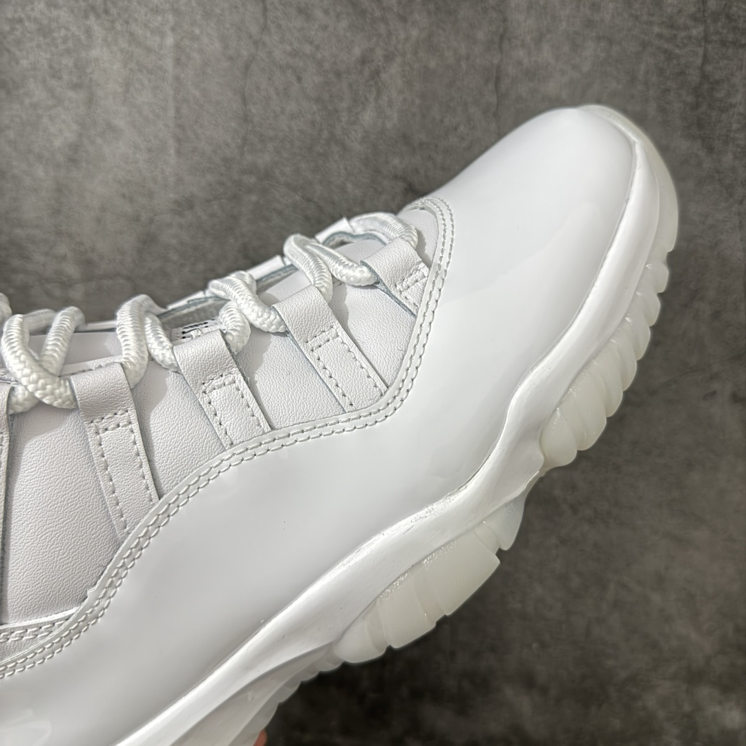 Comme Ces Garçons × Air Jordan 11 High CDG x AJ11 高帮 联名白色 AJ