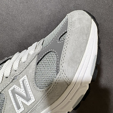 New Balance 新百伦NB992 总统复古慢跑鞋 正确3M反光细节 原楦原纸版开发 正确6层组合底模精密开发 后 New Balance 新百伦NB992 总统复古慢跑鞋 正确3M反光细节 原楦原纸版开发 正确6层组合底模精密开发 后
