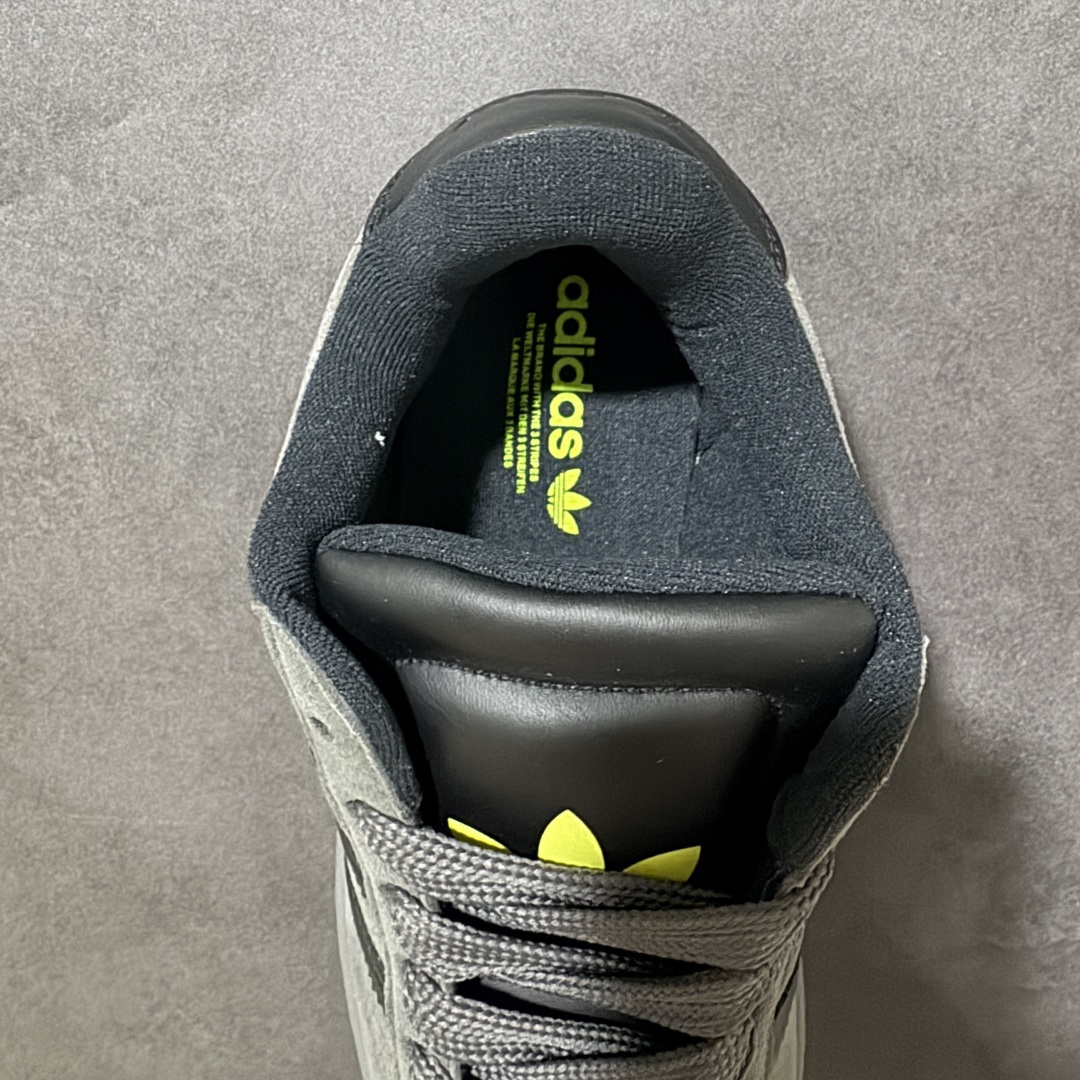 Adidas Originals Superstar贝壳头系列 阿迪达斯 低帮经典百搭休闲运动板鞋 货号:KI3513 