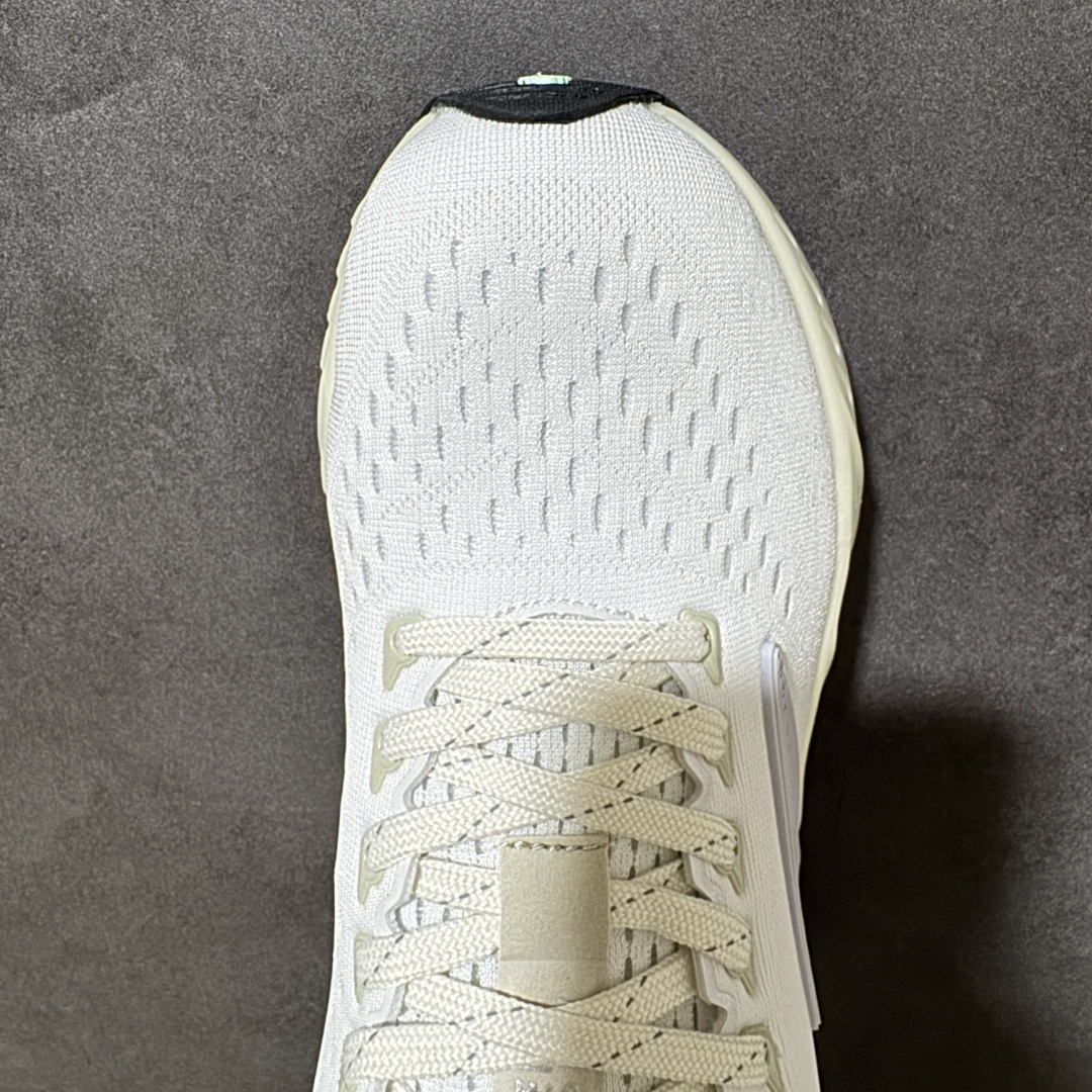 Brooks布鲁克斯 Glycerin max 超级甘油 舒适简约减震耐磨 低帮 马拉松长跑跑步鞋 男女款 尺码：36-