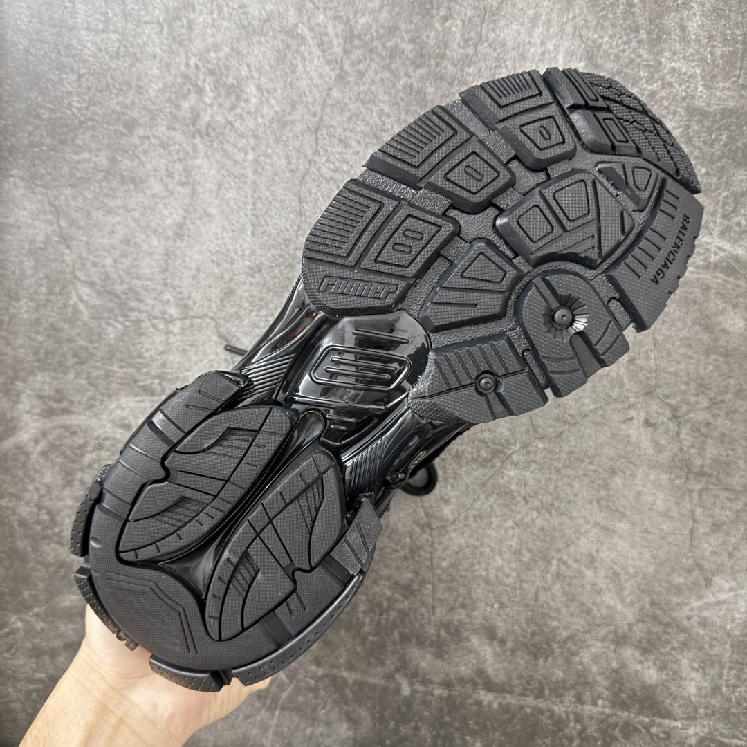 巴黎世家 七代半灯鞋Balenciaga 巴黎7.5巴黎世家 最新配色潮流复古休闲鞋 独家采用大容量锂电，反复按压10万