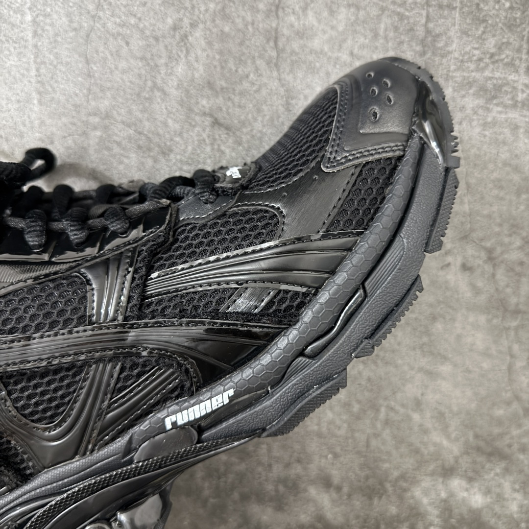 巴黎世家 七代半灯鞋Balenciaga 巴黎7.5巴黎世家 最新配色潮流复古休闲鞋 独家采用大容量锂电，反复按压10万